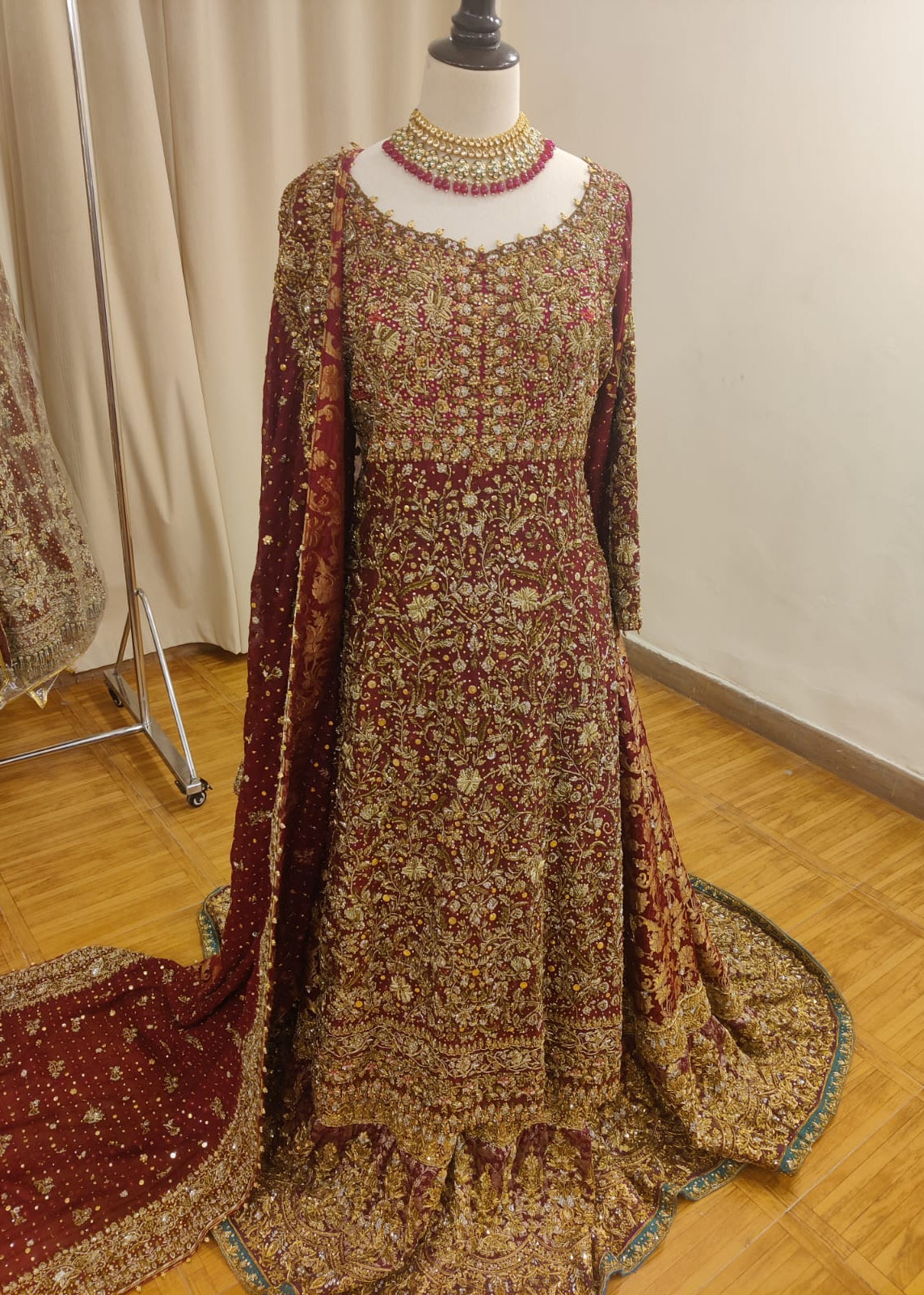 FTA FARSHI BRIDAL available for Bridal Dress Rent in Pakistan
